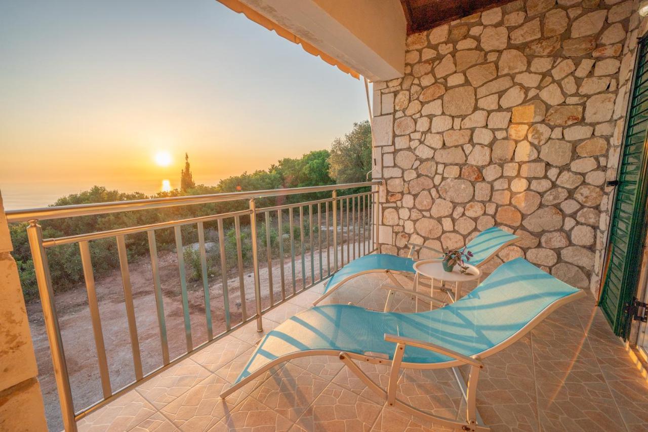 Stone Villa Eriphyle ,Private Witn Sunset View Фискардон Экстерьер фото