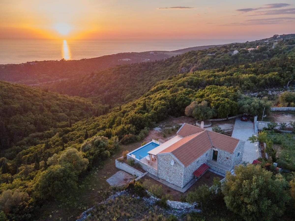 Stone Villa Eriphyle ,Private Witn Sunset View Фискардон Экстерьер фото